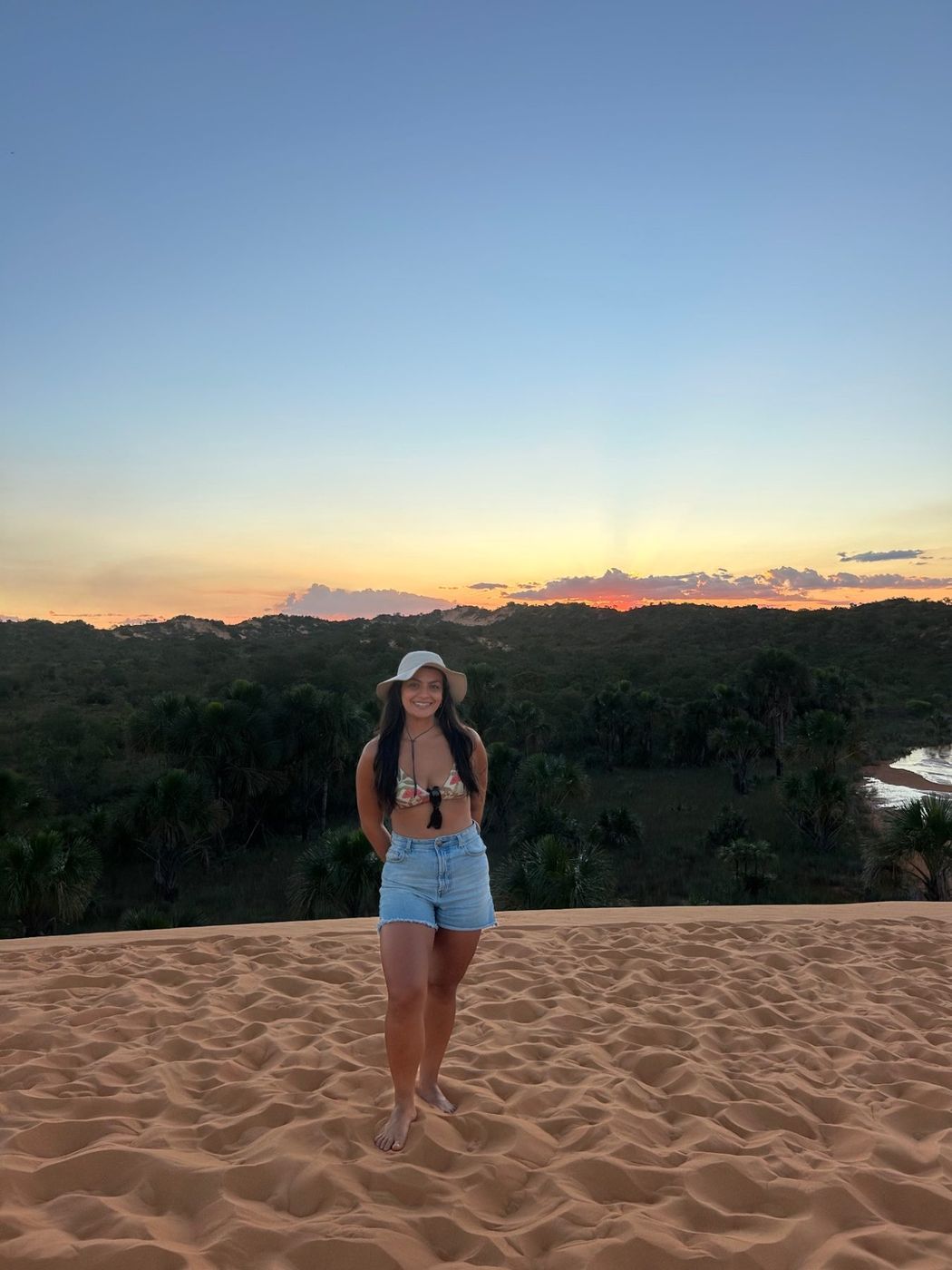 Dunas e cerrado do Jalapão ao pôr do sol